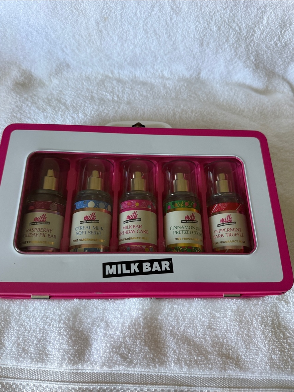Bath & Body Works Milk Bar Gift Set - Pink and White